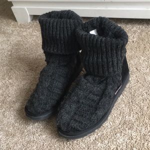 Cute gray winter boots